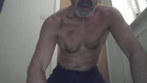 Snapshot of fitbritmale chatting on 06.11.26 fitbritmale online show from 06.11.26