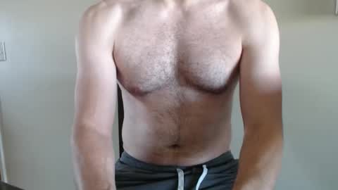 Snapshot of fithubby80 chatting on 10.31.25 fithubby80 online show from 10.31.25