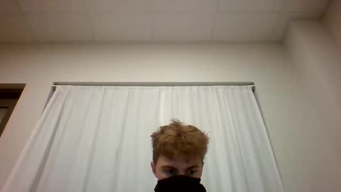 Snapshot of fittfucker chatting on 10.09.25 fittfucker online show from 10.09.25