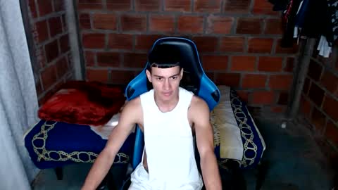 Snapshot of flacolatind chatting on 02.01.25 FLACO online show from 02.01.25