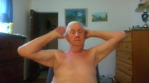 Snapshot of flamale65to chatting on 06.10.26 flamale65to online show from 06.10.26