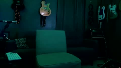 Flannel Dong online show from 10.23.25