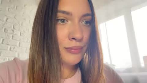 Snapshot of fleeting_dreams chatting on 07.24.26 Emma online show from 07.24.26
