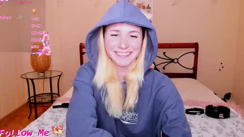 FlexiMona online show from 11.23.25