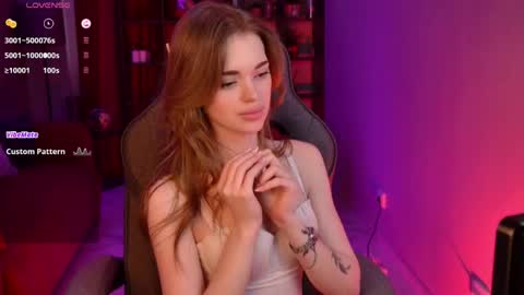 Snapshot of flexyfoxy chatting on 04.28.26 Flexyfoxy online show from 04.28.26