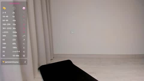 Emely  online show from 11.21.25