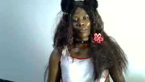 Snapshot of flirtytrouble chatting on 03.12.26 FlirtyTrouble online show from 03.12.26