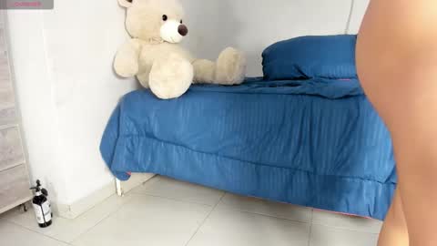    online show from 11.12.25