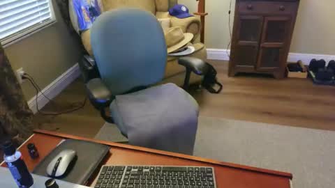 Snapshot of floridagwm chatting on 09.10.25 FloridaGMW online show from 09.10.25