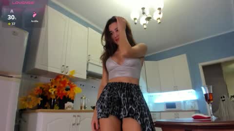 Nicole online show from 10.30.25