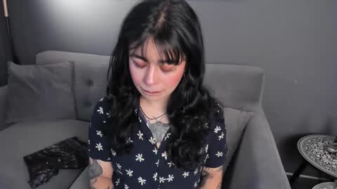 Its a pleasure to meet you. Im Flower. Help me reach 1k. Follow me. online show from 12.03.25