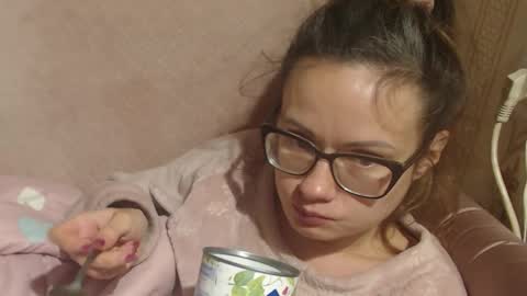 say meow and send tip  online show from 12.18.25