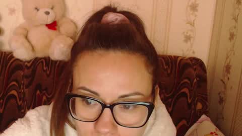 Snapshot of flowercandydoll13 chatting on 02.28.25 say meow and send tip online show from 02.28.25
