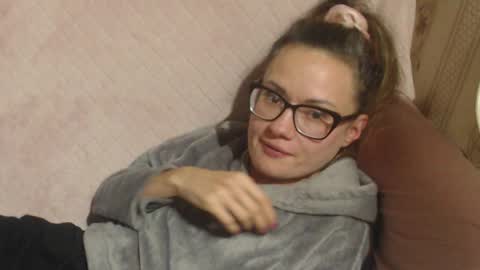 say meow and send tip  online show from 11.06.25