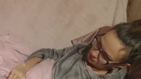 say meow and send tip  online show from 11.07.25