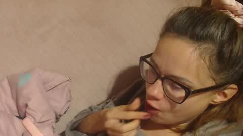 say meow and send tip  online show from 11.09.25