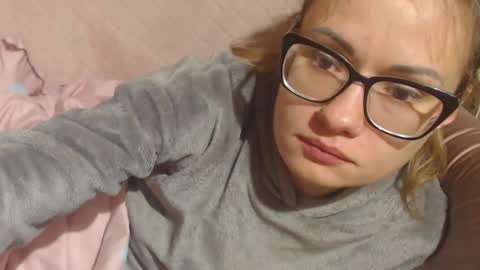 say meow and send tip  online show from 11.16.25