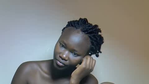 flowerdiva002 online show from 12.01.25