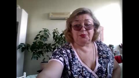 Flowerlower online show from 03.09.25