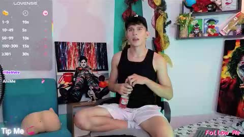 flowers109 online show from 12.22.25