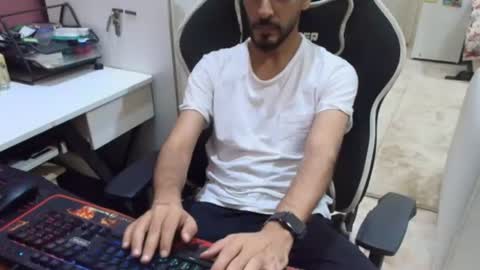 Snapshot of flowthefun chatting on 07.23.26 flowthefun online show from 07.23.26