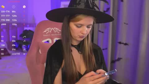 LilLisa online show from 10.24.25