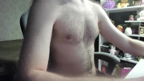 Snapshot of fluffycat_ chatting on 11.17.25 fluffycat online show from 11.17.25