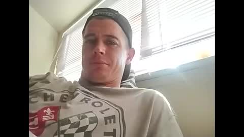 Snapshot of flybuy2525 chatting on 10.05.25 flybuy2525 online show from 10.05.25