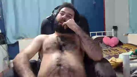 Snapshot of flydirty chatting on 03.05.25 FlyDirty online show from 03.05.25