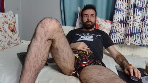 Snapshot of flydirty chatting on 10.07.25 FlyDirty online show from 10.07.25