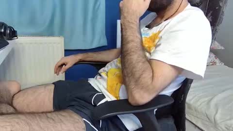 Snapshot of flydirty chatting on 10.10.25 FlyDirty online show from 10.10.25