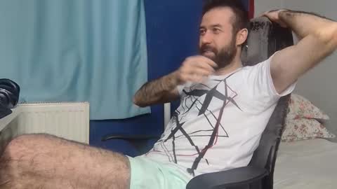 Snapshot of flydirty chatting on 10.12.25 FlyDirty online show from 10.12.25