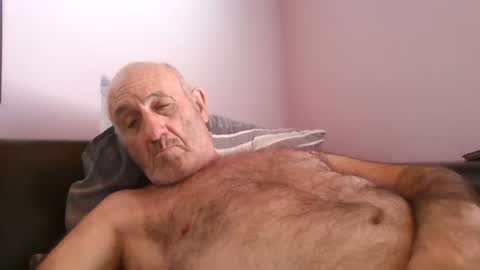 Snapshot of follador1001 chatting on 06.25.26 follador1001 online show from 06.25.26
