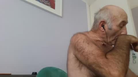 Snapshot of follador1001 chatting on 07.30.26 follador1001 online show from 07.30.26