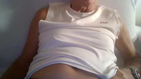 Snapshot of folletto1 chatting on 09.17.25 folletto1 online show from 09.17.25
