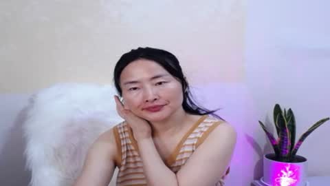 Snapshot of forest2029 chatting on 07.04.26 Luckyi online show from 07.04.26