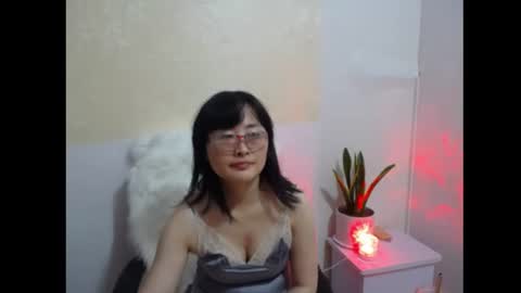 Snapshot of forest2029 chatting on 07.26.26 Luckyi online show from 07.26.26