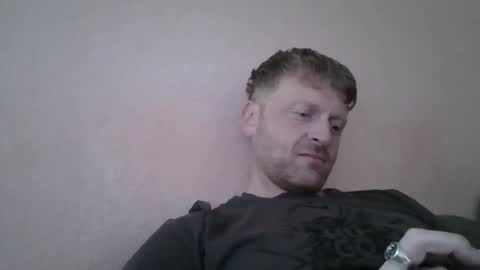 Snapshot of forgotten_lover chatting on 09.22.25 forgotten_lover online show from 09.22.25