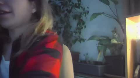 fox_red_lady7 online show from 03.02.25