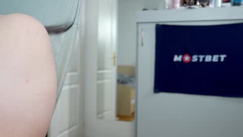 CUSTOM PHOTOS AND VIDEOS -  online show from 01.07.25