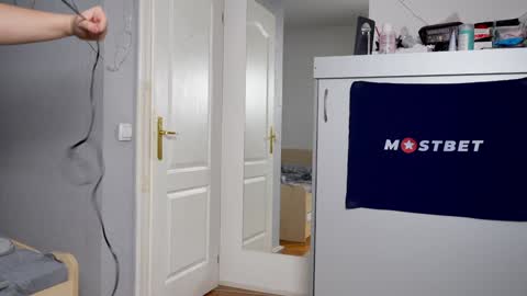 CUSTOM PHOTOS AND VIDEOS -  online show from 01.10.25