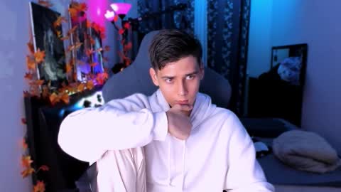 Foxicfu online show from 10.01.25