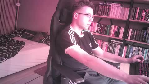 Snapshot of foxking4u chatting on 11.02.25 Adrian online show from 11.02.25