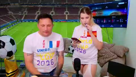 We are a couple Leo and Sofiayou are always welcome here online show from 06.24.26