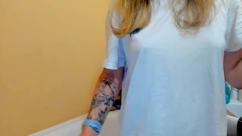 Foxy online show from 10.09.25