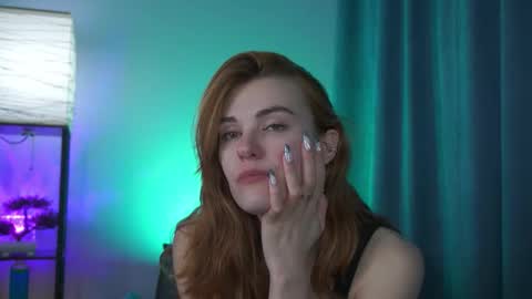 Snapshot of foxy_cute4you chatting on 02.16.26 Eva online show from 02.16.26