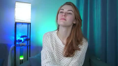 Snapshot of foxy_cute4you chatting on 02.22.26 Eva online show from 02.22.26