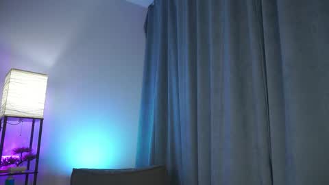 Snapshot of foxy_cute4you chatting on 05.02.26 Eva online show from 05.02.26