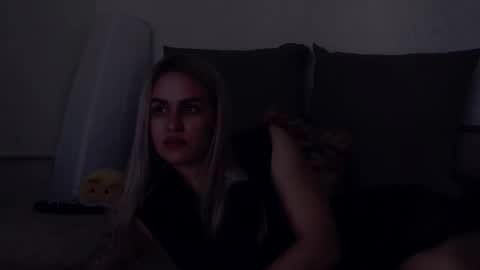 Foxy Kimmi online show from 05.19.26