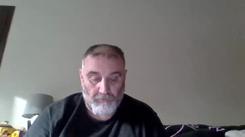 foxyfang online show from 10.24.25